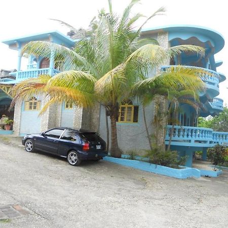 Cotton Tree Hotel Negril Ngoại thất bức ảnh