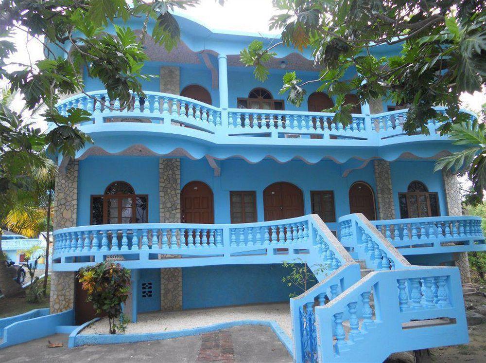 Cotton Tree Hotel Negril Ngoại thất bức ảnh